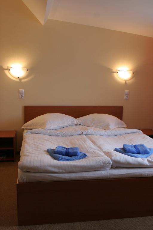 Hotel Pamira 2*